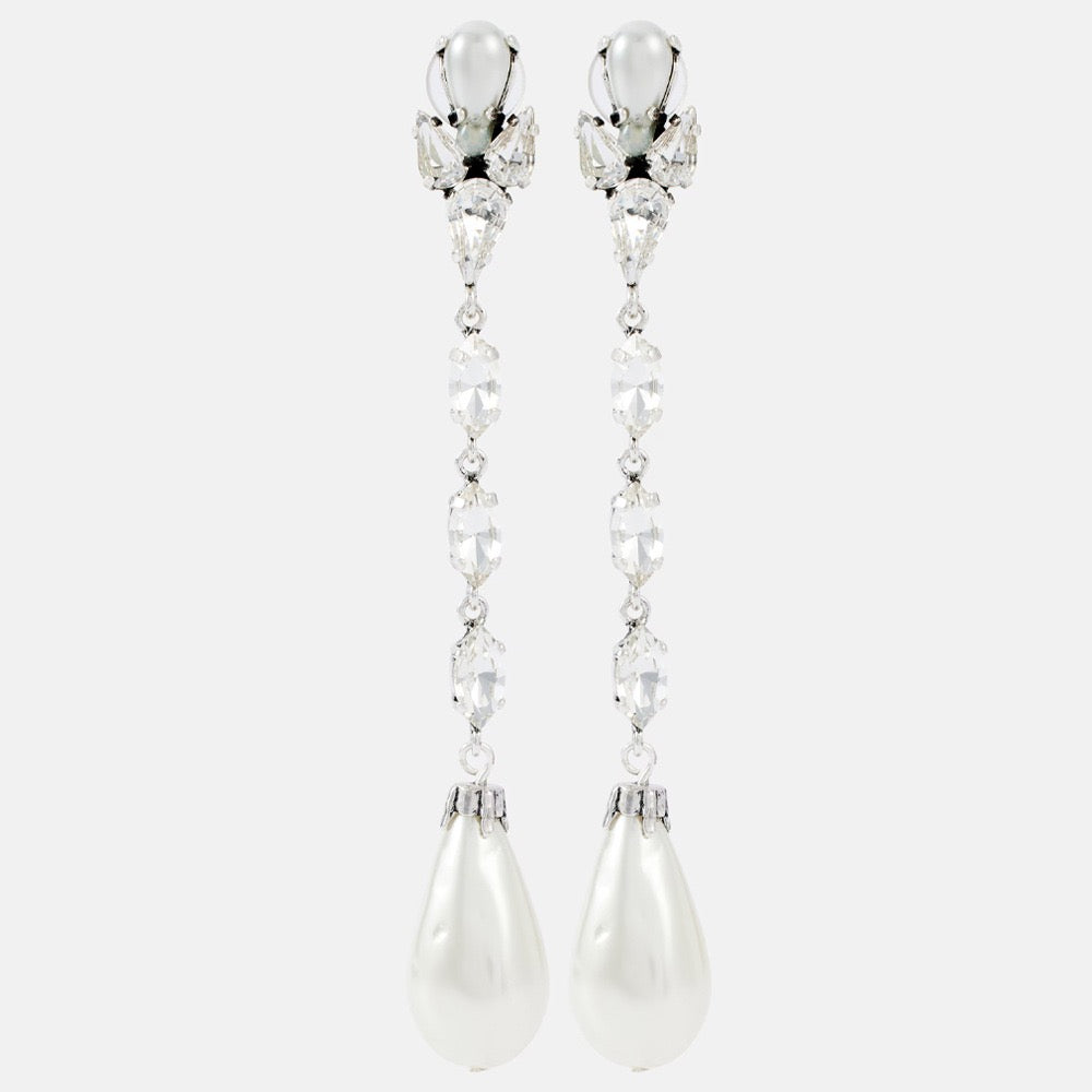 Elegant pearl drop earrings