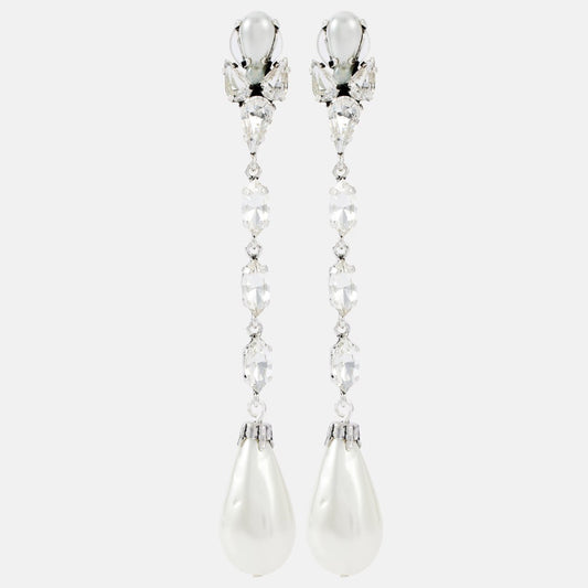 Elegant pearl drop earrings