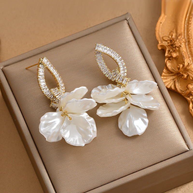 White shell drop earrings