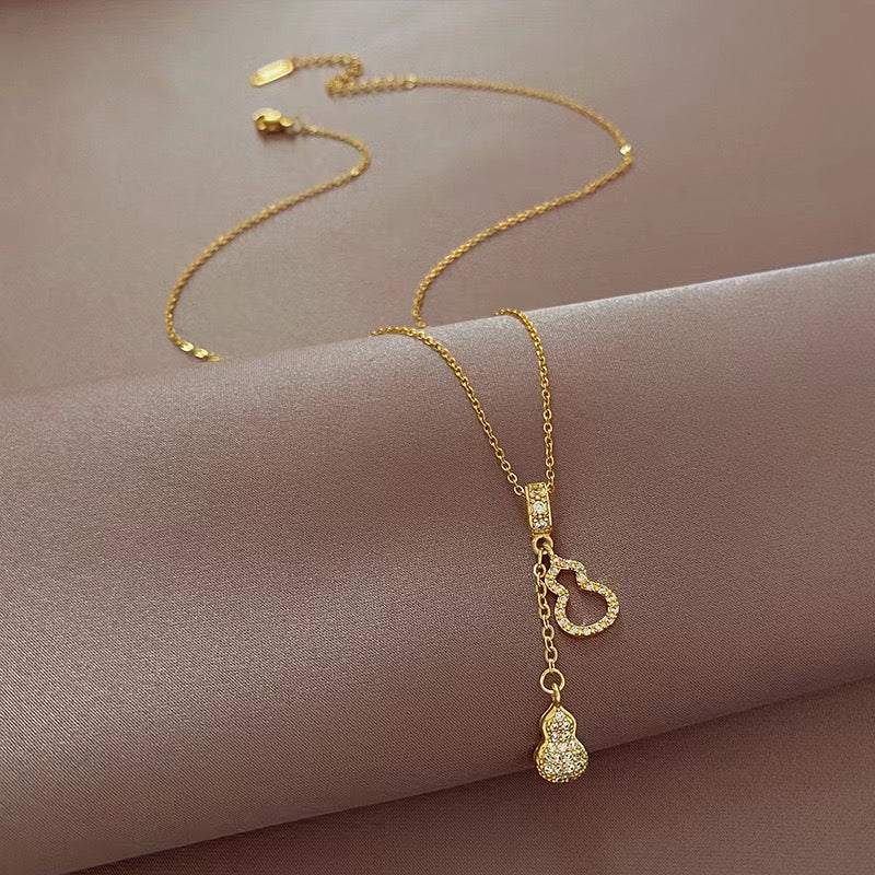 18k Necklace