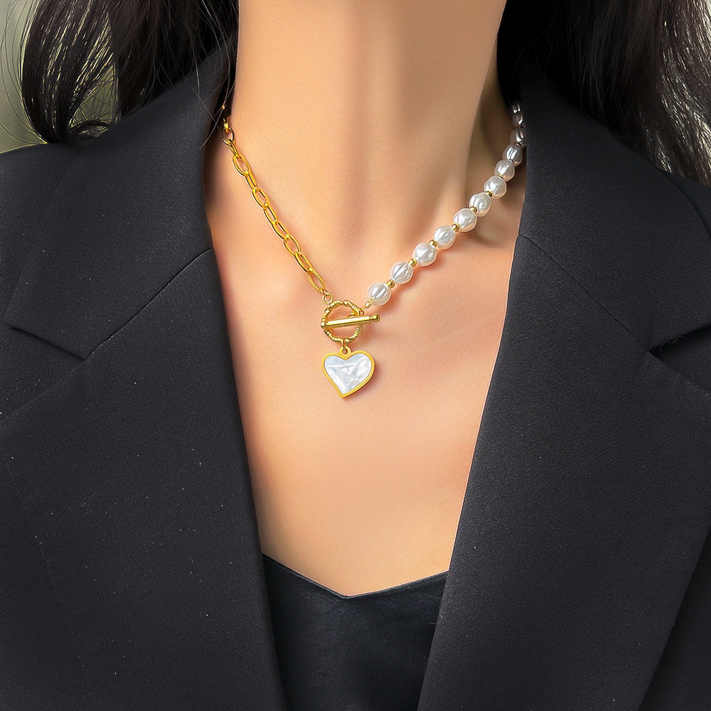 Love locked Titanium/pearl necklace