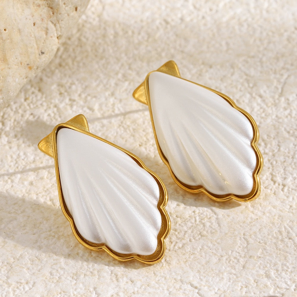 18k Gold and White Acrylic Shell Earrings