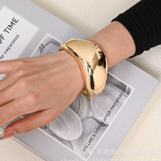 Wide chunky bracelet