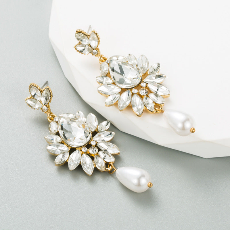 Pearl with luxe deets drop earrings