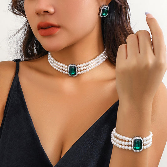 Emerald green pearl necklace set