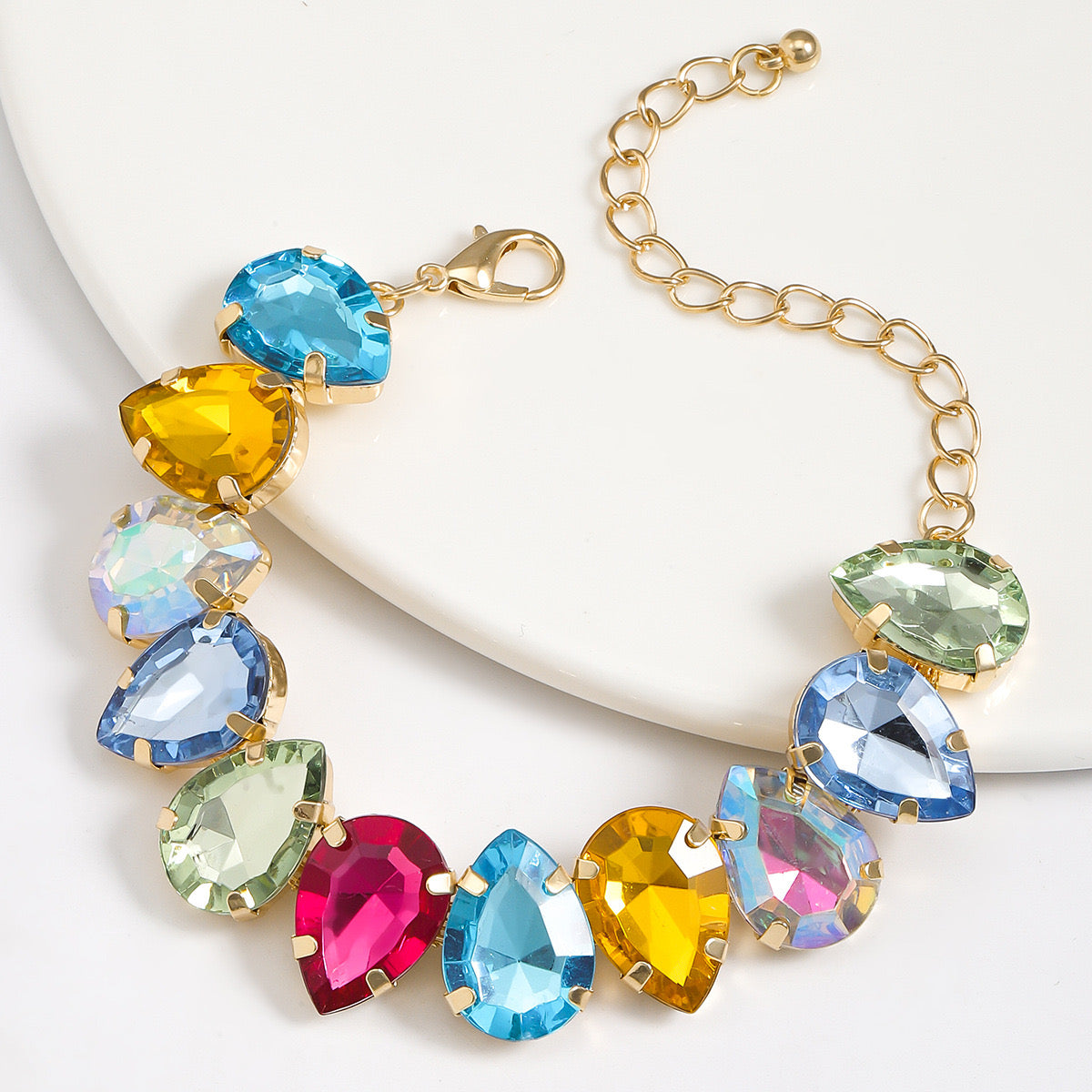 Colored teardrop bracelet