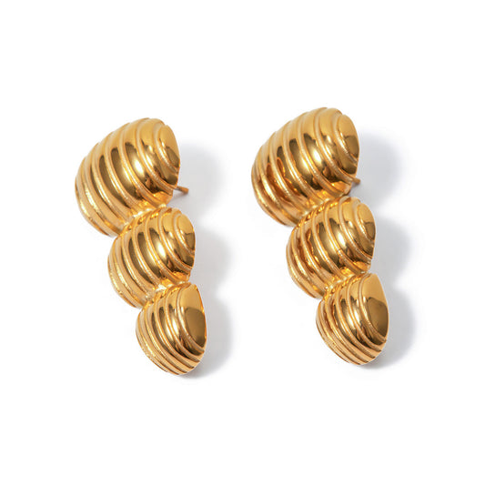 Peanut shaped gold earrings
