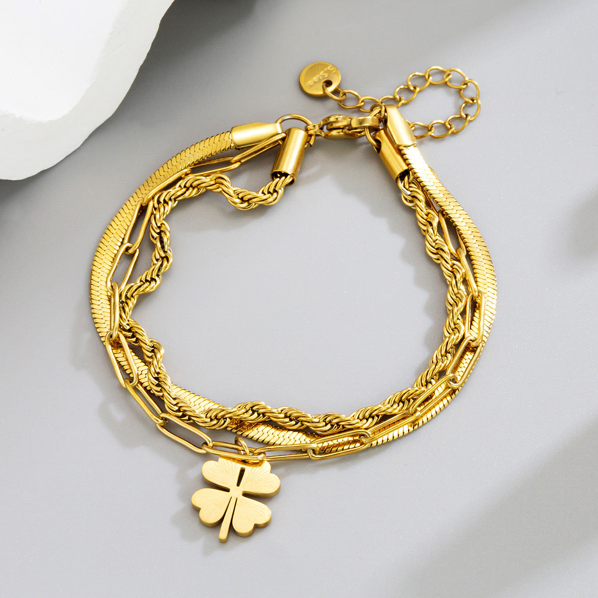 Titanium Steel Four-leaf Clover Necklace and Bracelet