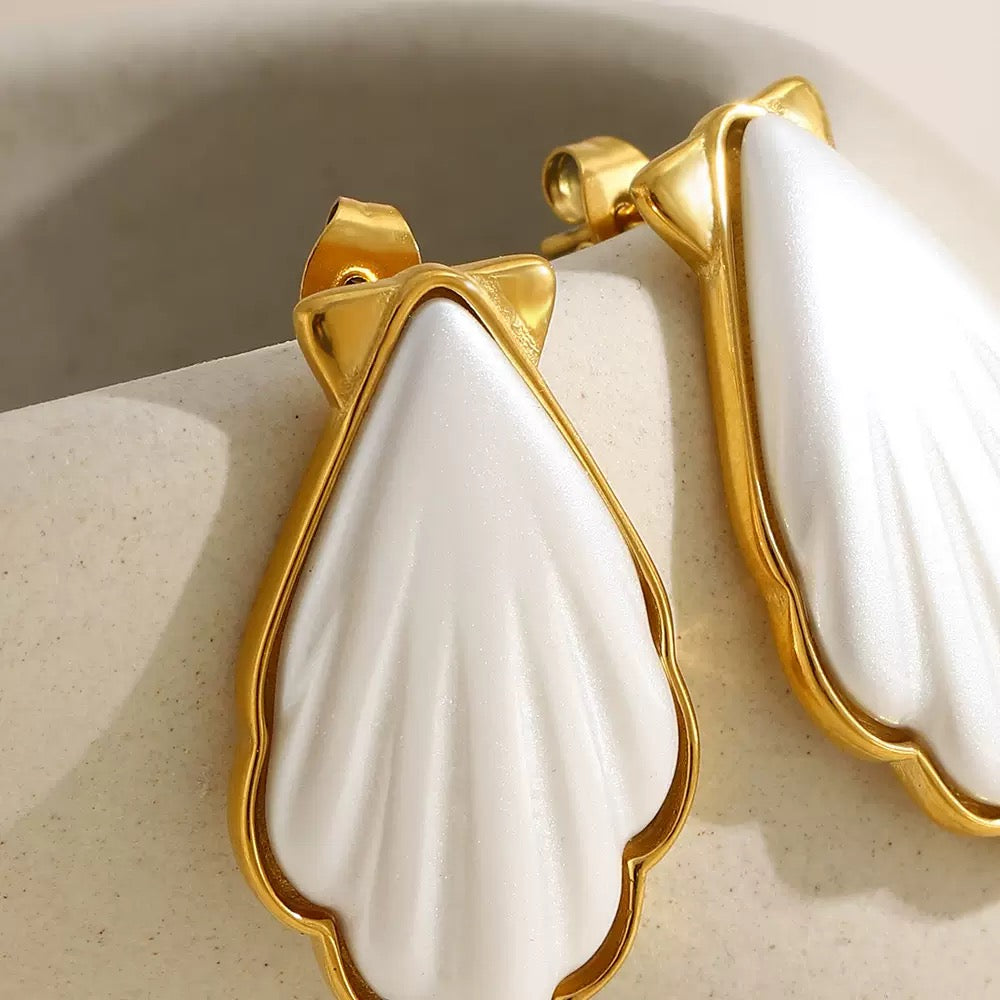 18k Gold and White Acrylic Shell Earrings