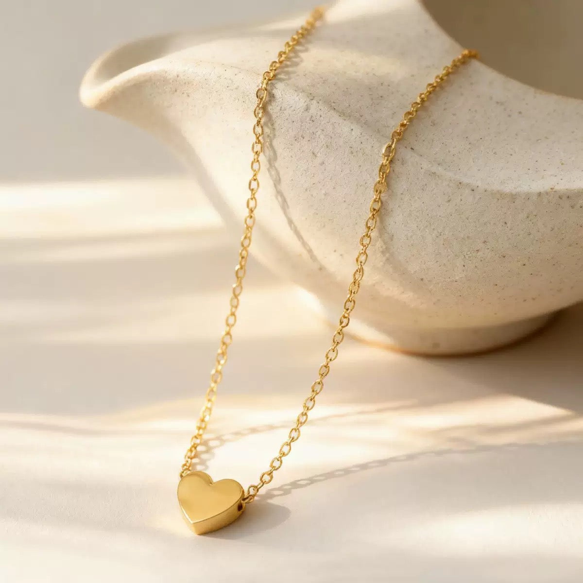 18k Gold Minimalist Necklace