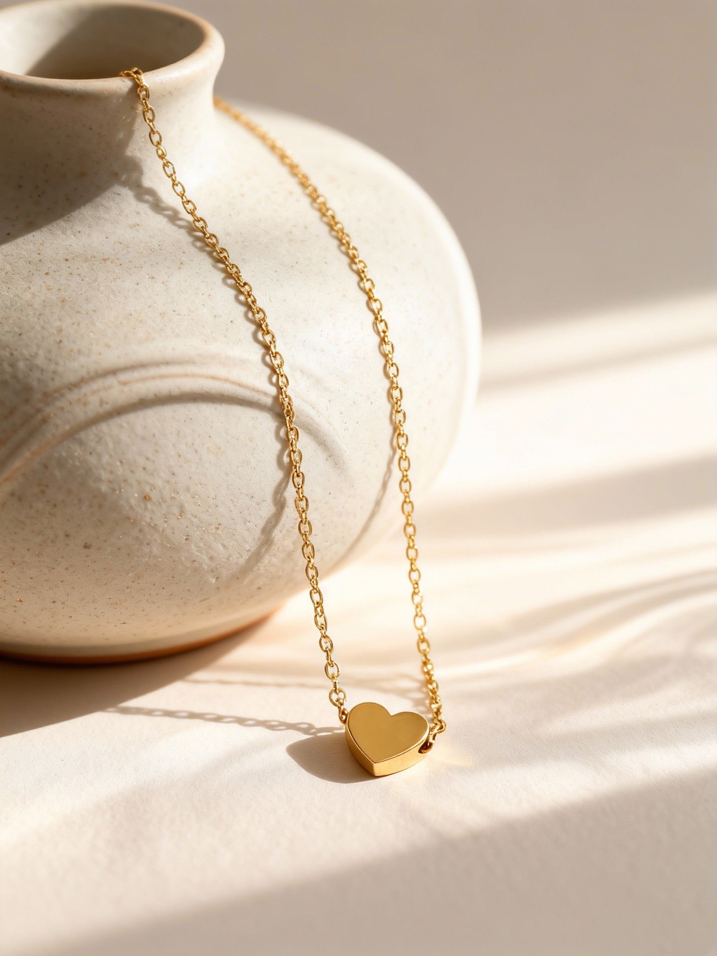 18k Gold Minimalist Necklace