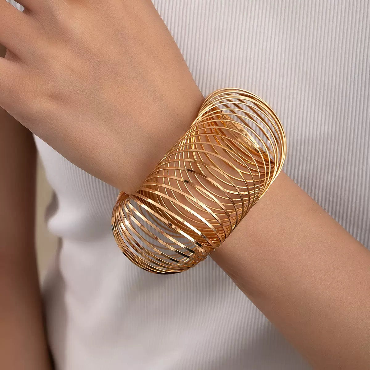 Spiral gold bracelet