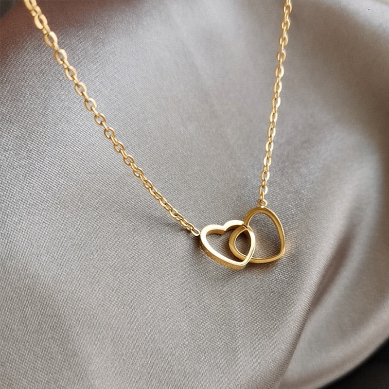 Entwine Heart Pendant Necklace
