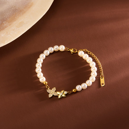 Star shaped pearl bracelet