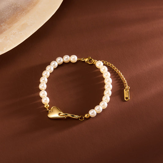 Heart shaped pearl bracelet
