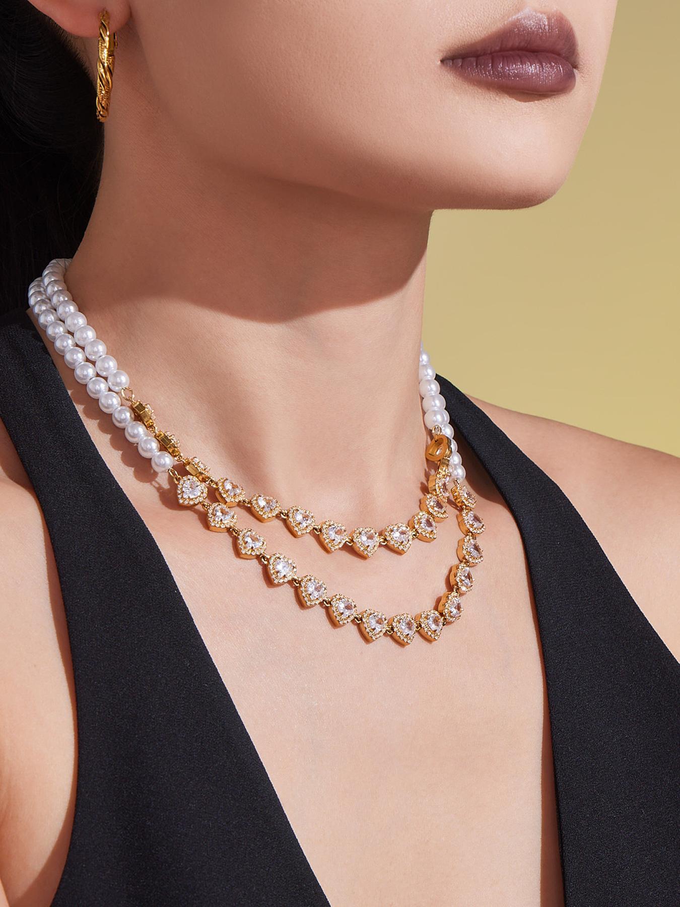 High-Gloss Shell White Pearl Beads and Heart-Shaped Zircon Necklace
