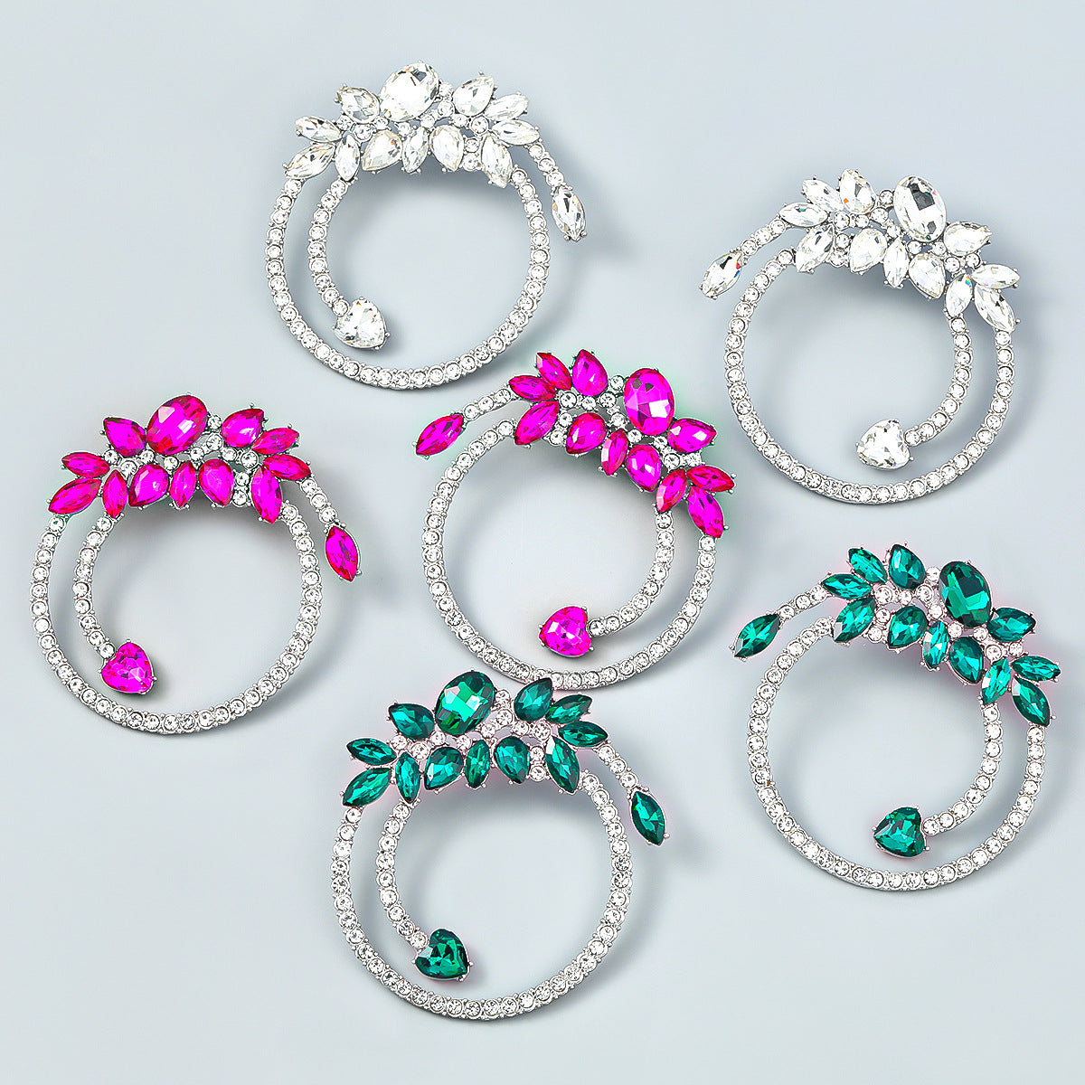 Glamorous exagerrated earrings