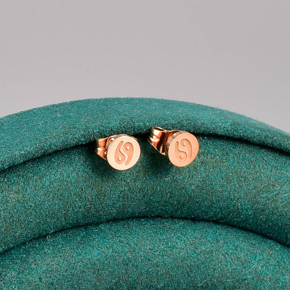 Yingyang dainty stud earrings